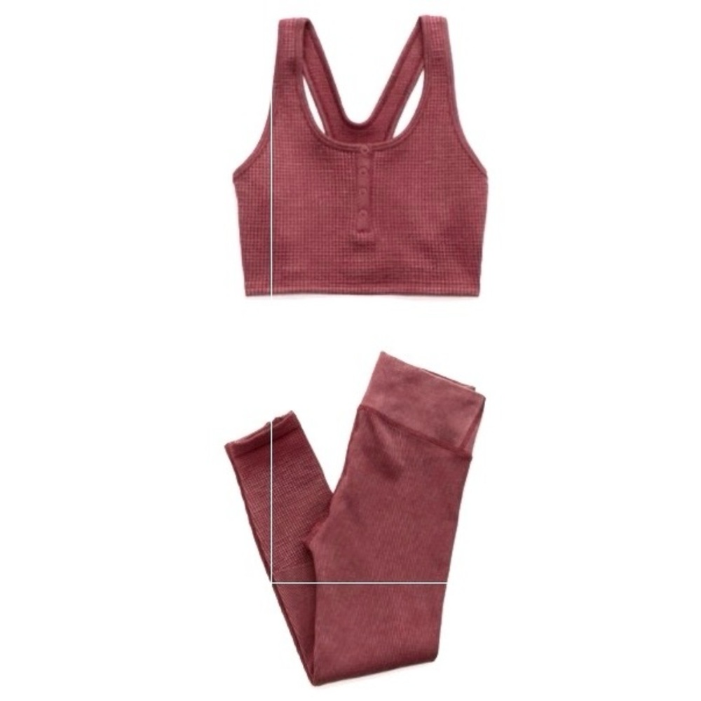 AERIE OFFLINE MAIN SQUEEZE SEAMLESS WAFFLE BRA TOP LEGGING SET RED M
